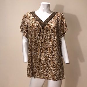 Jaclyn Smith leopard v neck top  size 1X